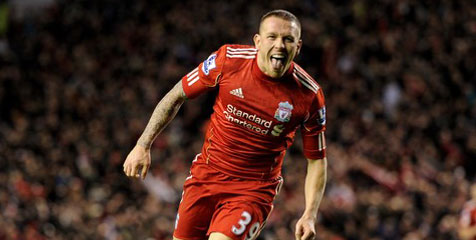 Striker Liverpool Craig Bellamy Incar Dua Trofi dan Empat Besar