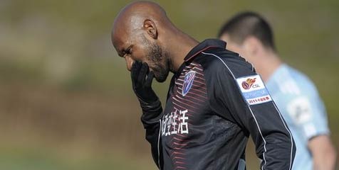 Anelka Buka Suara Tentang Pengasingan Chelsea