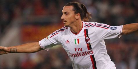 Hikayat 15 'Striker' AC Milan Hikayat 15 'Striker' AC Milan