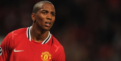 Young: United Harus Raih Gelar!