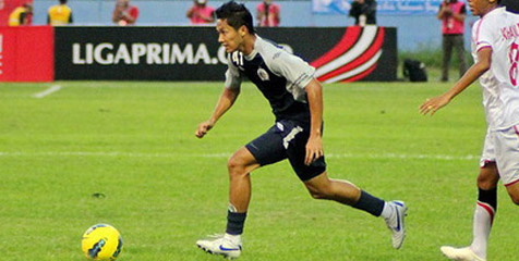 Meiga, Dendi dan Hendro Hijrah ke Arema ISL Meiga, Dendi dan Hendro Hijrah ke Arema ISL