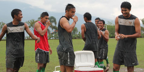 'Yang ke Bahrain Timnas Senior, Bukan U-23' 'Yang ke Bahrain Timnas Senior, Bukan U-23'
