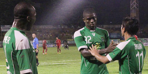 Persebaya DU Batal Jajal Arema ISL