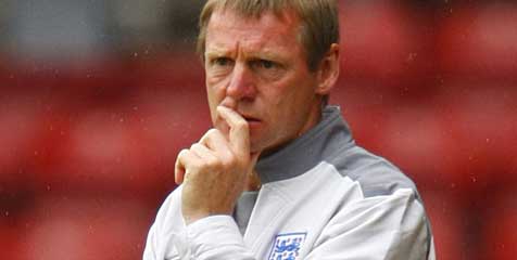 Pearce Bersedia Jadi Manajer Inggris Pearce Bersedia Jadi Manajer Inggris