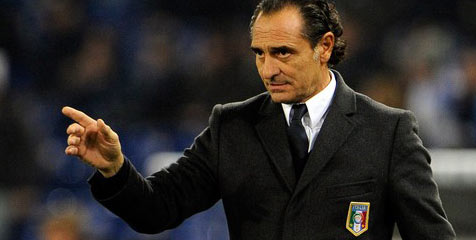 Prandelli: Milan vs Juve Terlalu Dini Untuk Scudetto Prandelli: Milan vs Juve Terlalu Dini Untuk Scudetto