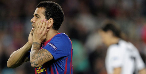 Alves: Pemain Patut Disalahkan Jika Pep Hengkang