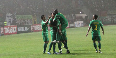 Review: Tumpul, Timnas Takluk Di Tangan Persebaya Review: Tumpul, Timnas Takluk Di Tangan Persebaya