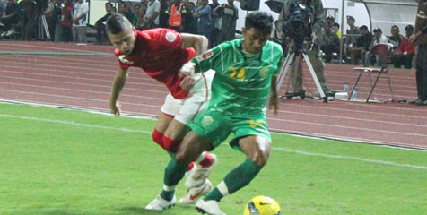 HT Review: Belum Ada Gol di Bung Tomo HT Review: Belum Ada Gol di Bung Tomo