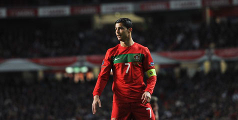 Ronaldo dan Nani Perkuat Portugal Lawan Polandia