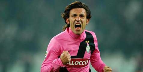 'Pirlo, Cetak Dua Gol ke Milan!' 'Pirlo, Cetak Dua Gol ke Milan!'
