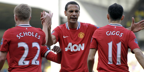 Review: Duo Veteran Menangkan Manchester United