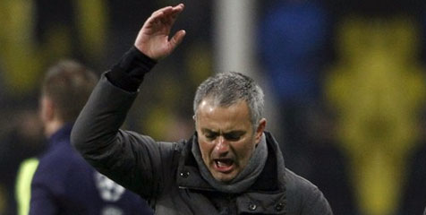 Mourinho Keluhkan Minimnya Dukungan Suporter Madrid
