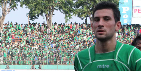 Feri Ariawan: Sayang Jika Andrew Barisic Didepak Feri Ariawan: Sayang Jika Andrew Barisic Didepak