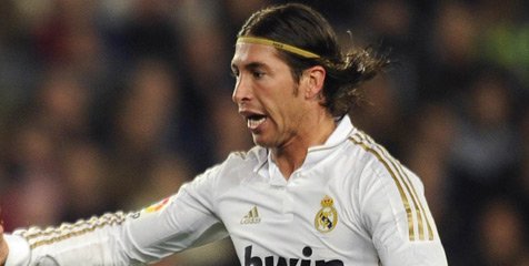 Sergio Ramos Siap Jadi Bek Tengah Spanyol
