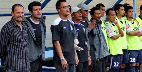 Arema Indonesia Pinjam Pemain Muda Persebaya