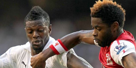 Adebayor: Spurs Harus Bangkit Kembali Adebayor: Spurs Harus Bangkit Kembali
