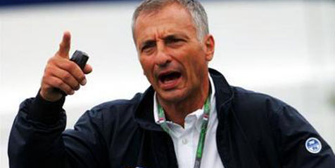 Patrese: Ferrari Harus Bantu Pebalap Italia Patrese: Ferrari Harus Bantu Pebalap Italia