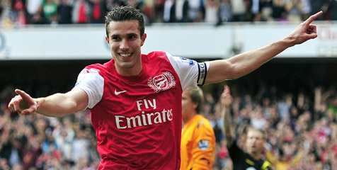 Arteta Yakin Robin van Persie Bakal Bertahan Arteta Yakin Robin van Persie Bakal Bertahan