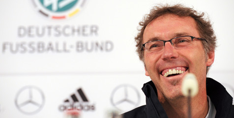 Laurent Blanc Puas Bisa Kalahkan Jerman