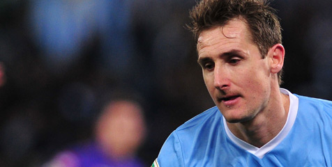 Klose Janji Tampil di Derby Roma Demi Laziale
