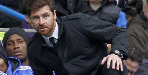 AVB Dinilai 'Korban' Kekuatan Pemain Bintang Chelsea AVB Dinilai 'Korban' Kekuatan Pemain Bintang Chelsea