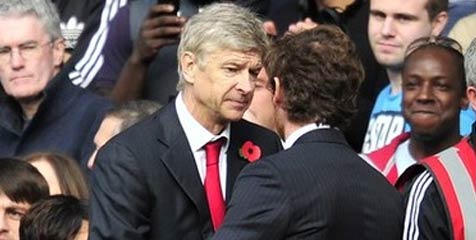 Wenger: Chelsea Tak Memberi AVB Cukup Waktu