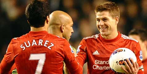 Gerrard: Saya, Suarez, dan Carroll Akan Menjadi Ancaman