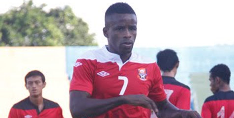 ISL Review: Gol Greg Nwokolo Menangkan Pelita Jaya ISL Review: Gol Greg Nwokolo Menangkan Pelita Jaya