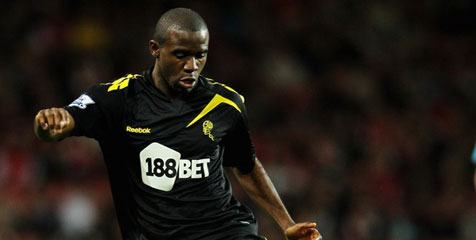 Fabrice Muamba Kolaps, Spurs Bolton Dihentikan