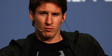 Messi Geser Ronaldo di Daftar Pemain Terkaya