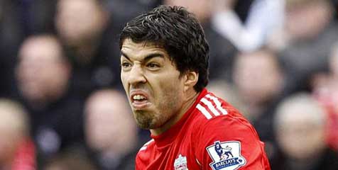 Dalglish: Suarez Selalu Menjadi Sebuah Ancaman