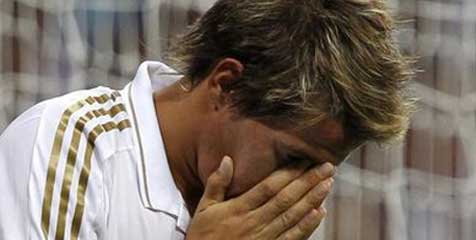 Mourinho Beri Sanksi Terhadap Coentrao