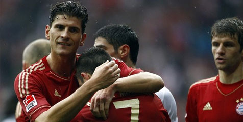 Gomez Cetak Gol ke-23, Bayern Tempel Ketat Dortmund Gomez Cetak Gol ke-23, Bayern Tempel Ketat Dortmund