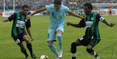 ISL Review: Persiwa Tahan Imbang Persela ISL Review: Persiwa Tahan Imbang Persela