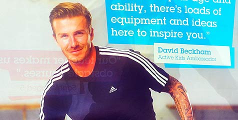 Tato Hot Victoria Bikin Poster Beckham Diprotes Tato Hot Victoria Bikin Poster Beckham Diprotes