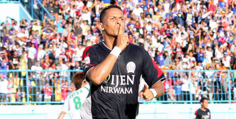 Persib Masih Lakukan Penjajakan Striker Asing