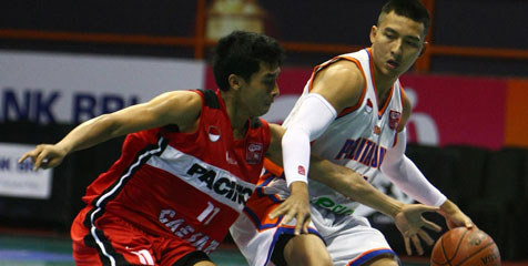 Kalahkan Pacific, Pelita Jaya Naik Peringkat Kalahkan Pacific, Pelita Jaya Naik Peringkat