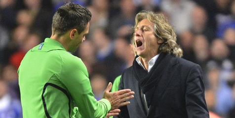 Benfica Bertanding Melawan Chelsea Dan Wasit Benfica Bertanding Melawan Chelsea Dan Wasit