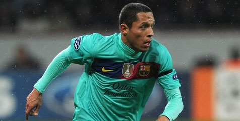 Adriano Bahagia Bawa Barca Dekati Madrid