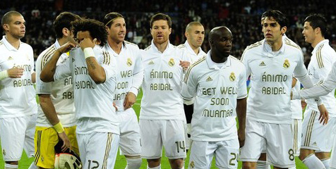 Abidal Dioperasi, Fans Teriakkan Namanya