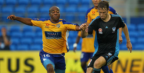 Hadang Laju Lomell, SFC Pasang Jamie Coyne