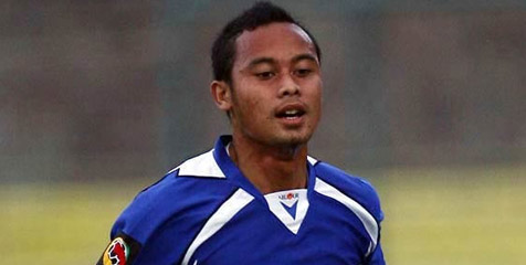 ISL Review: Gol Tunggal Atep Benamkan Gresik United ISL Review: Gol Tunggal Atep Benamkan Gresik United