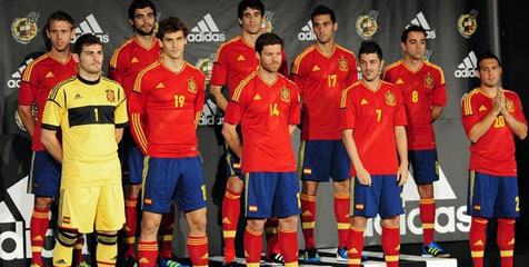 Spanyol Puncaki Ranking FIFA, Uruguay Cetak Sejarah Spanyol Puncaki Ranking FIFA, Uruguay Cetak Sejarah