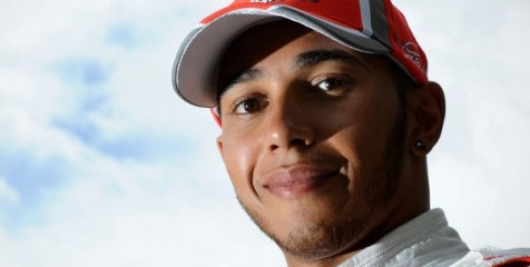 Hamilton Dijatuhi Hukuman Mundur 5 Posisi