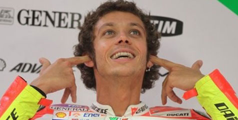 Rossi 'Menderita', Tak Berniat Tinggalkan Ducati