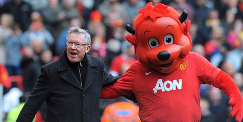 Ferguson Sebut Rafa Benitez Badut Ferguson Sebut Rafa Benitez Badut