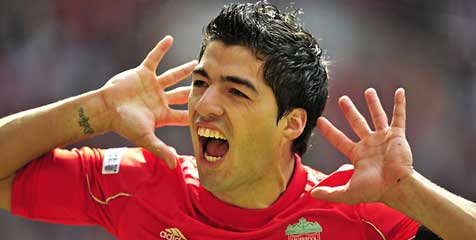 Carragher: Suarez Pemain Terbaik Liverpool