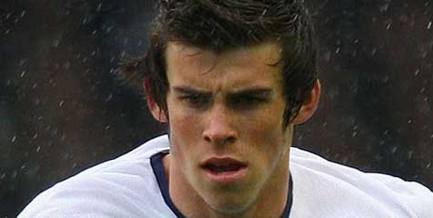 Alves: Gareth Bale Pemain Yang Saya Kagumi Alves: Gareth Bale Pemain Yang Saya Kagumi