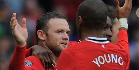 Rooney: Young Diserang Karena Ia Pemain United