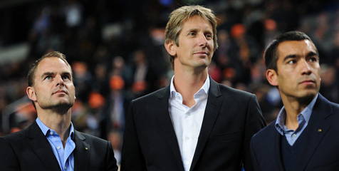 Van der Sar: Demi Sepak Bola Barca Harus Singkirkan Chelsea